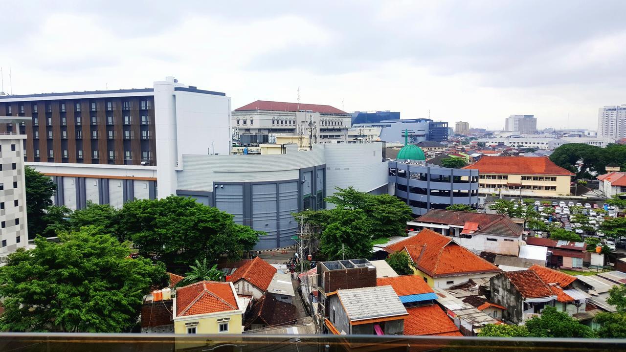 Pinnacle Apartment Pandanaran Semarang Exteriér fotografie